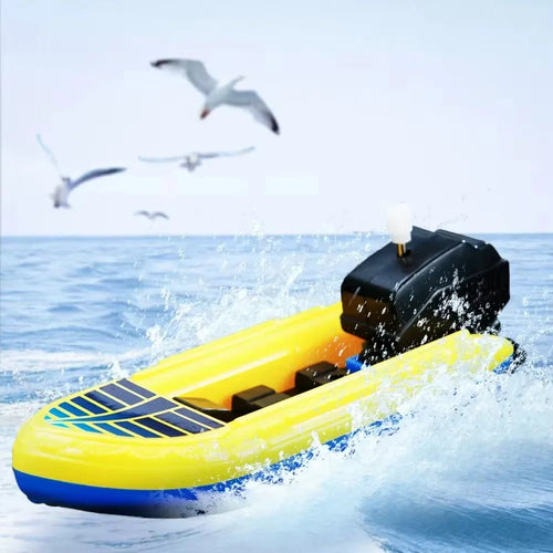 1Pc Speed Boat Clockwork Toys Ship Wind up Toy Float in Water Kids Toys Classic Bathtub Shower Bath Toy for Children Boys Toys